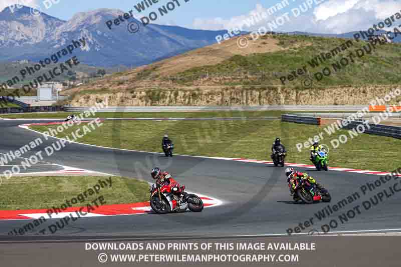 cadwell no limits trackday;cadwell park;cadwell park photographs;cadwell trackday photographs;enduro digital images;event digital images;eventdigitalimages;navarra;no limits trackdays;peter wileman photography;racing digital images;trackday digital images;trackday photos